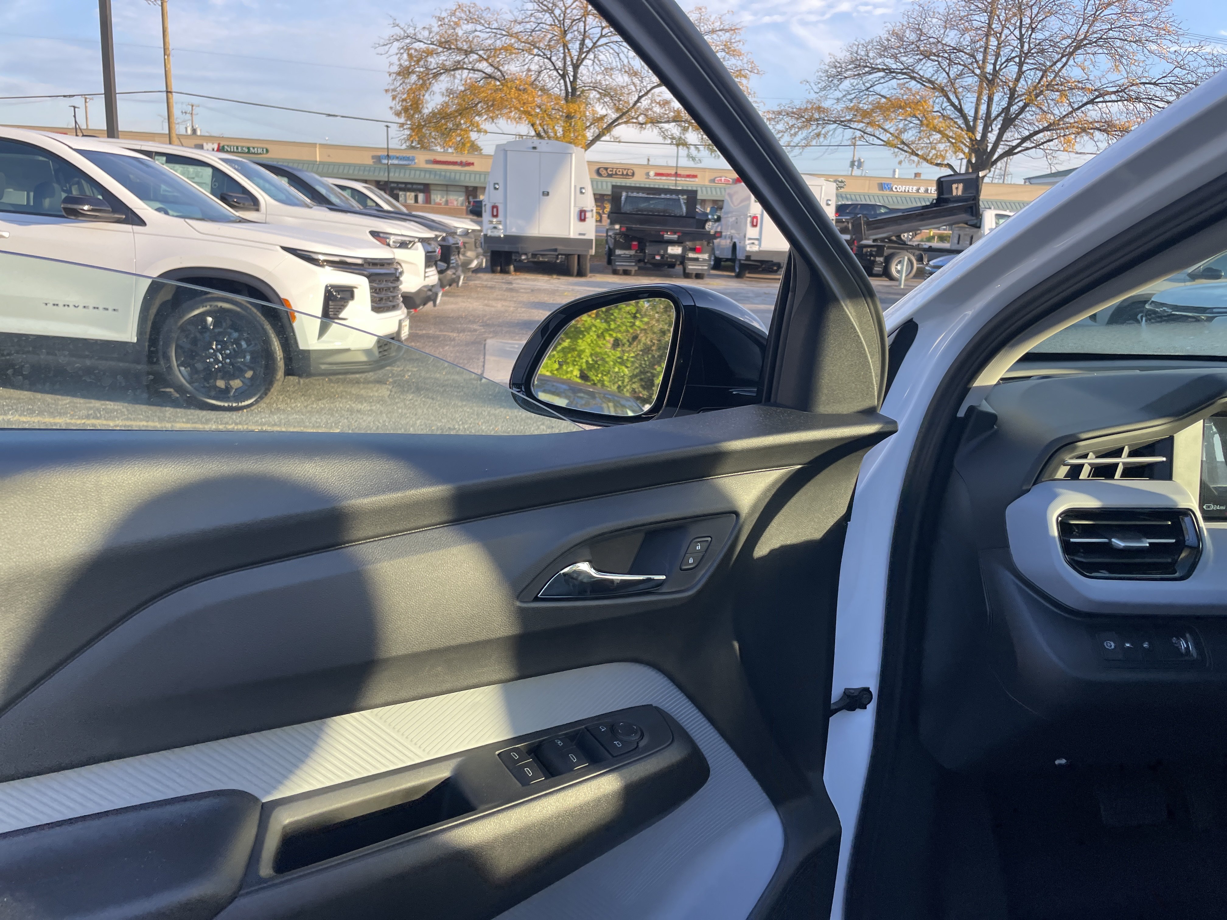 New 2027 Chevrolet Bolt LT w/ Comfort Package FWD image 12