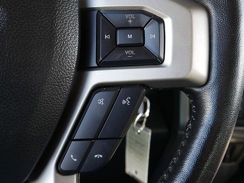 Used 2022 Ford F250 Lariat w/ Lariat Value Package image 32