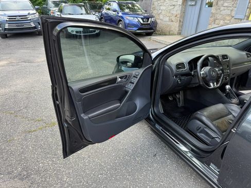 Used 2013 Volkswagen GTI Wolfsburg Edition FWD image 32