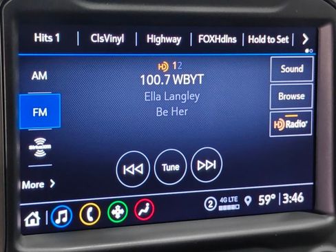 Used 2021 Chevrolet Silverado 1500 LT w/ Z71 Off-Road Package image 34