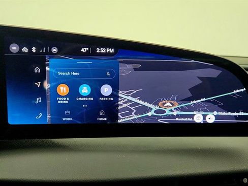 Used 2024 Lucid Air Touring image 17