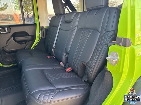 Used 2024 Jeep Wrangler Unlimited Sport AWD/4WD image 42