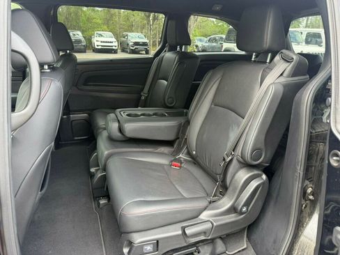 Used 2025 Honda Odyssey Sport-L image 8