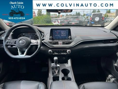 Used 2021 Nissan Altima 2.5 SR FWD image 17