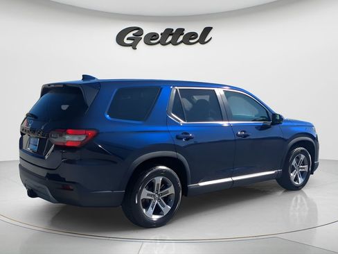 Used 2023 Honda Pilot EX-L image 13