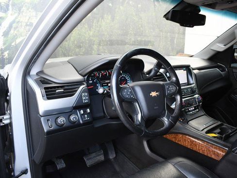 Used 2018 Chevrolet Suburban Premier image 14