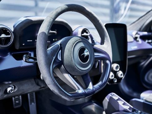 Used 2019 McLaren Senna RWD image 46