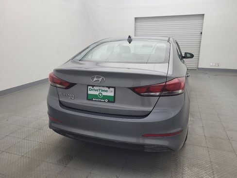Used 2017 Hyundai Elantra SE image 7