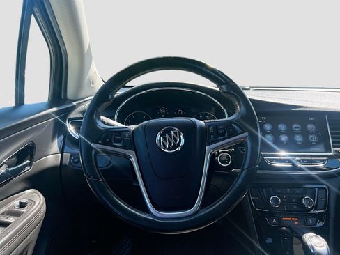 Used 2020 Buick Encore Preferred FWD image 23