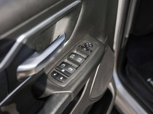 Used 2022 RAM 1500 Big Horn AWD/4WD image 22