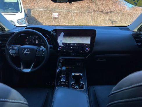 Used 2023 Lexus NX 300h AWD w/ Luxury Package image 13