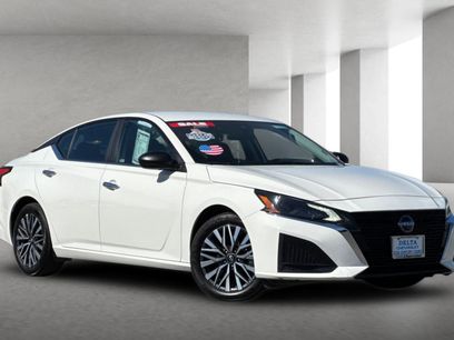 Used 2025 Nissan Altima 2.5 SV