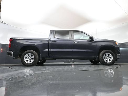 Used 2024 Chevrolet Silverado 1500 LT AWD/4WD image 45