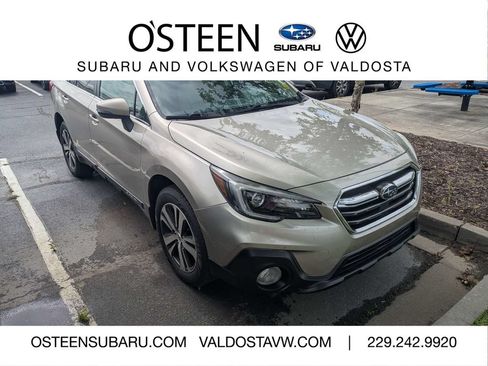 Used 2018 Subaru Outback 2.5i Limited AWD/4WD image 1