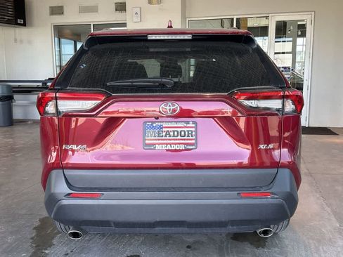 Used 2025 Toyota RAV4 XLE image 5