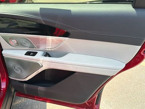 New 2026 Lincoln Nautilus Reserve AWD/4WD image 17