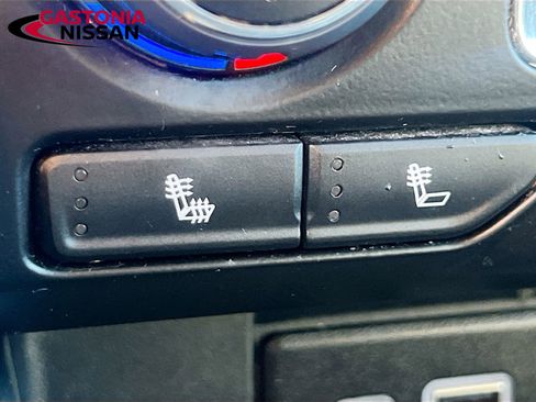 Used 2024 Chevrolet Suburban LT AWD/4WD image 27