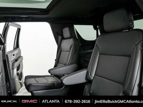 New 2026 GMC Yukon Denali w/ Denali Reserve Package AWD/4WD image 22