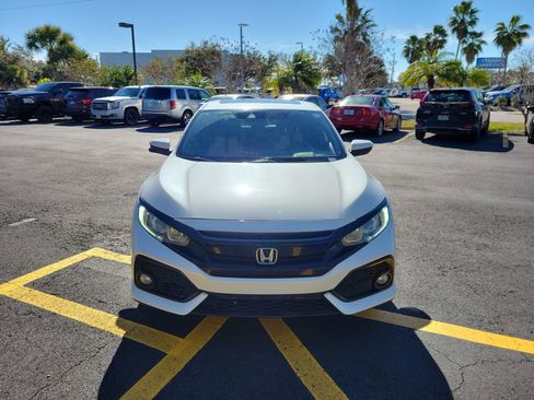 Used 2019 Honda Civic EX image 4