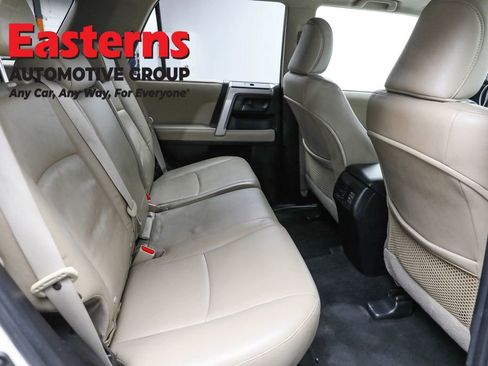 Used 2010 Toyota 4Runner Limited image 21
