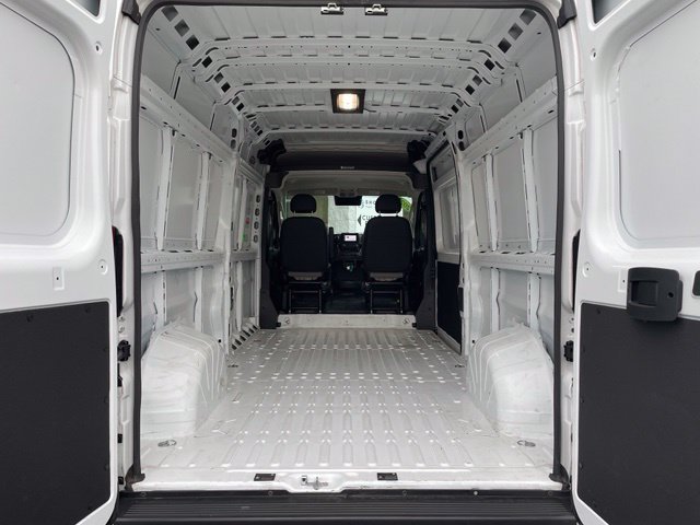 Used 2025 RAM ProMaster 2500 w/ Convenience Group FWD image 25