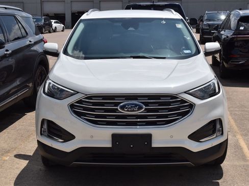 Used 2023 Ford Edge Titanium AWD/4WD image 3