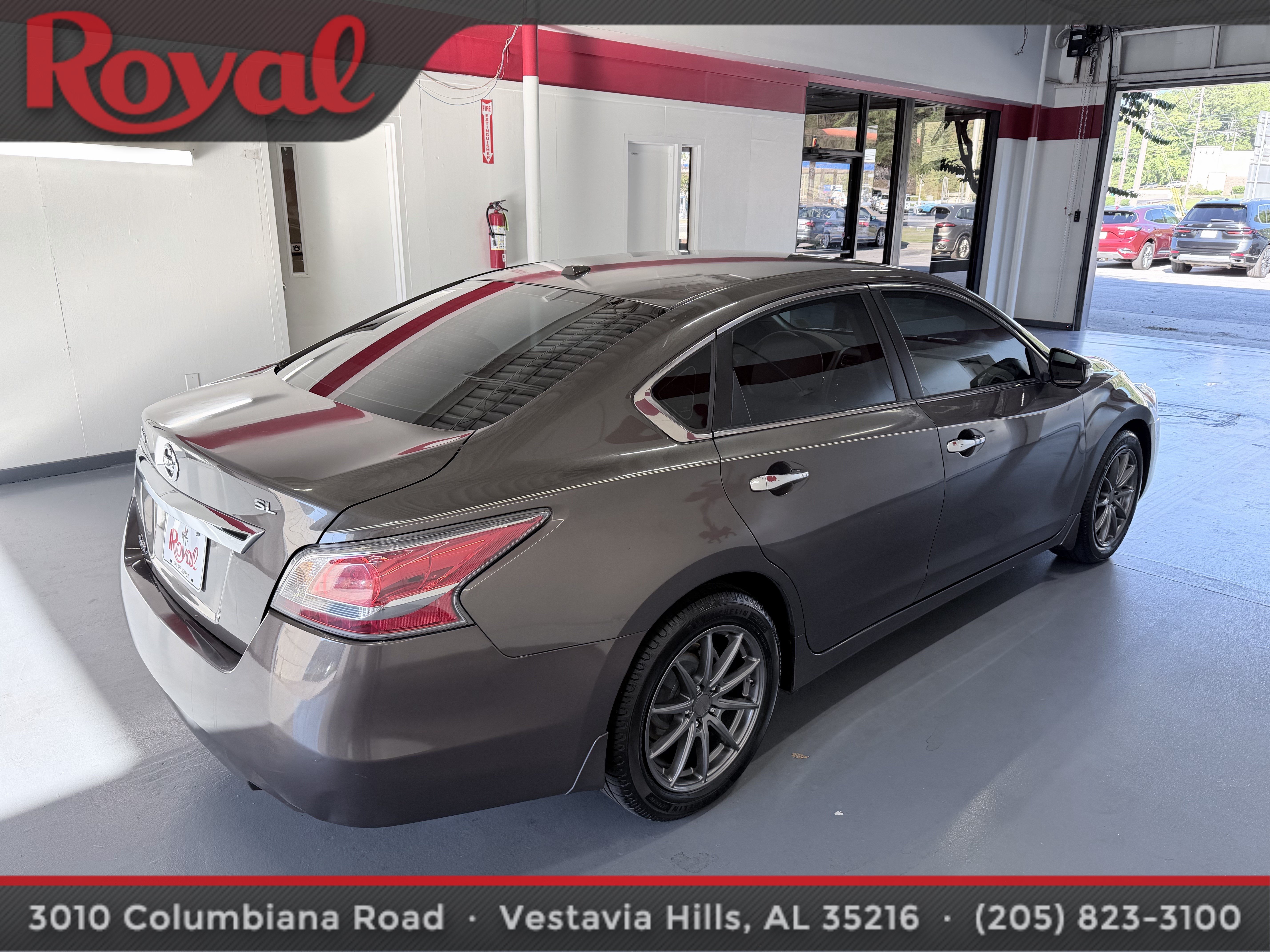 Used 2015 Nissan Altima 2.5 SL FWD image 4
