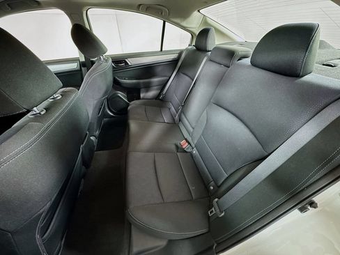 Used 2017 Subaru Legacy 2.5i Premium w/ Moonroof Package AWD/4WD image 24