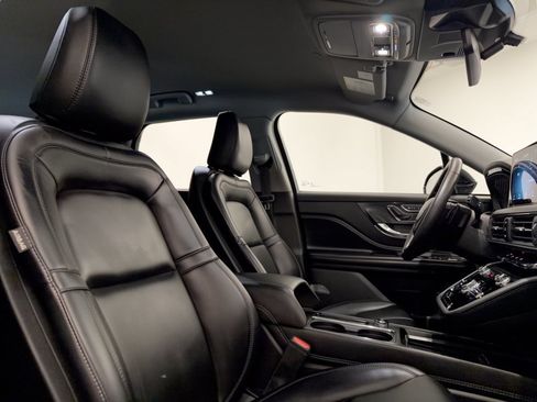 Used 2022 Lincoln Corsair FWD image 30