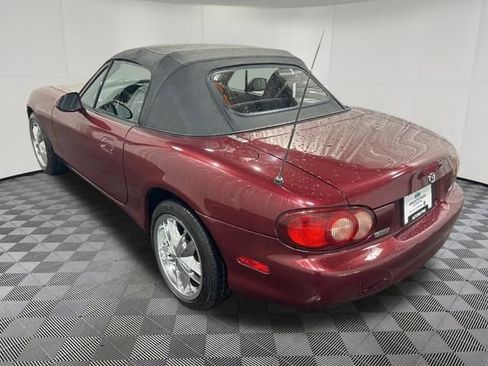 Used 2003 MAZDA MX-5 Miata image 5