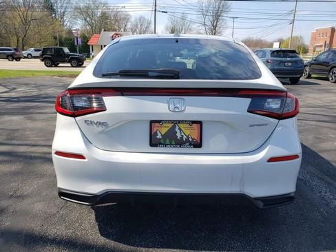 Used 2022 Honda Civic Sport image 4