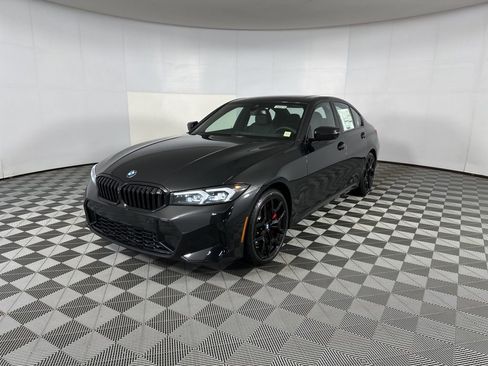 New 2026 BMW 330i xDrive Sedan w/ M Sport Package AWD/4WD image 5