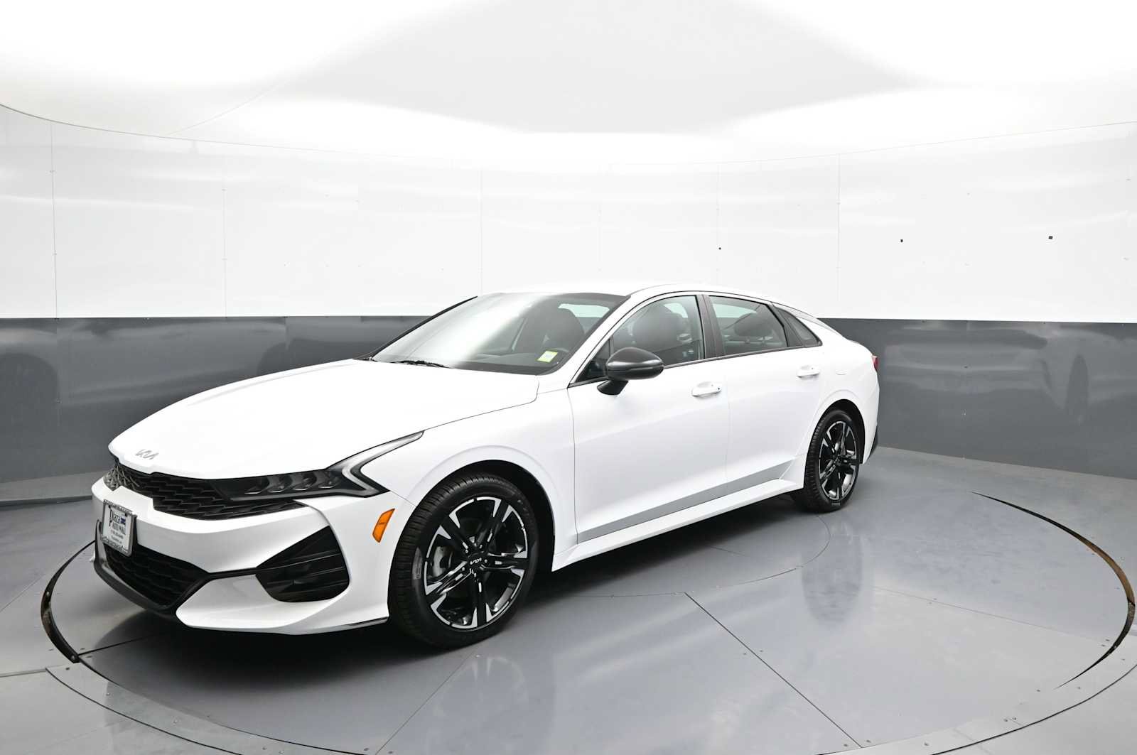 Used 2024 Kia K5 GT-Line FWD image 1