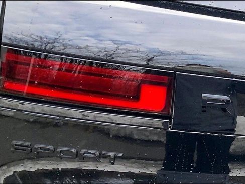 New 2026 Land Rover Range Rover Sport Dynamic SE image 14