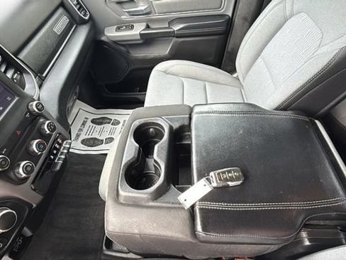 Used 2022 RAM 1500 Big Horn AWD/4WD image 22