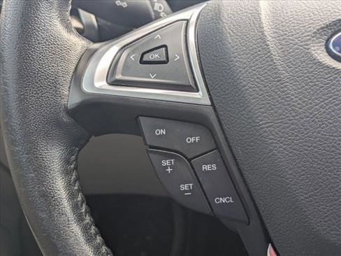 Used 2017 Ford Fusion Energi SE FWD image 11