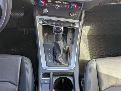 Used 2020 Audi Q3 2.0T Premium Plus w/ Premium Plus Package image 20