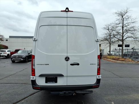 New 2025 Mercedes-Benz Sprinter 2500 image 3