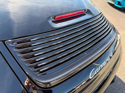 Used 2000 Porsche 911 Carrera 4 image 22