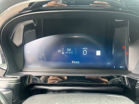 Certified 2024 Lincoln Corsair AWD image 18