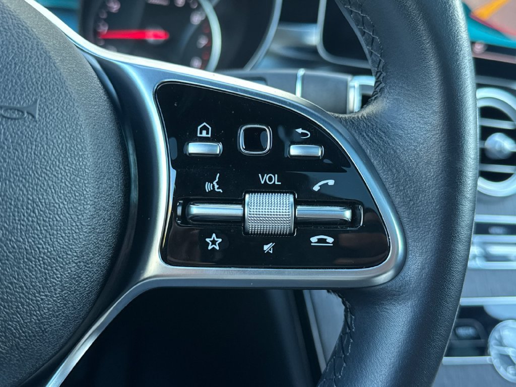 Used 2020 Mercedes-Benz C 300 Sedan image 31