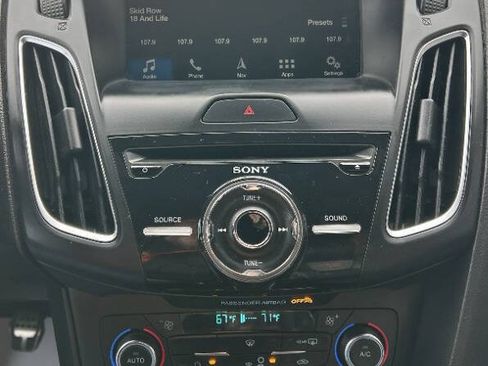 Used 2018 Ford Focus ST w/ Equipment Group 401A image 20