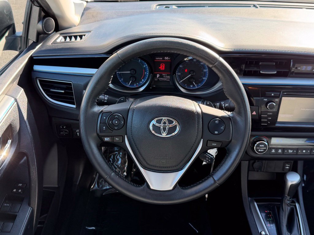 Used 2014 Toyota Corolla S FWD image 22