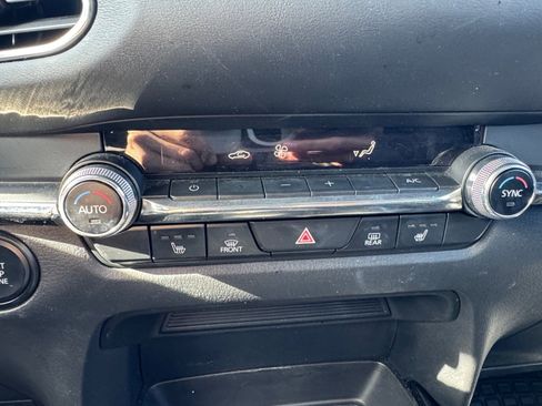 Used 2021 MAZDA CX-30 AWD 2.5 S w/ Premium Package image 18