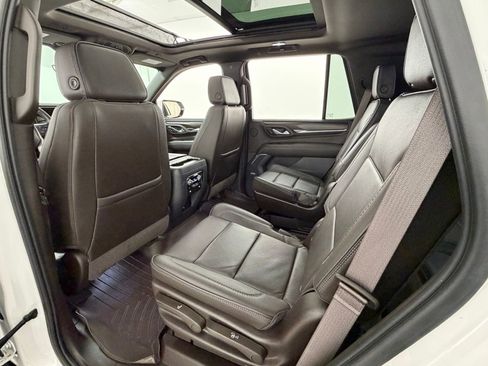 Used 2021 GMC Yukon Denali w/ Denali Premium Package AWD/4WD image 35