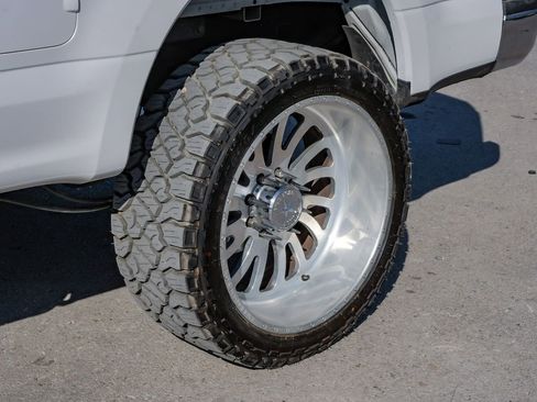 Used 2019 Ford F250 Lariat w/ Lariat Value Package image 63