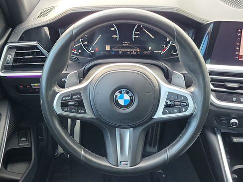 Used 2020 BMW 330i Sedan w/ M Sport Package RWD image 17