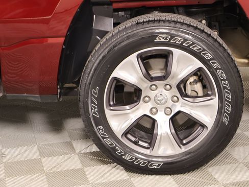 Used 2024 RAM 1500 Laramie RWD image 19