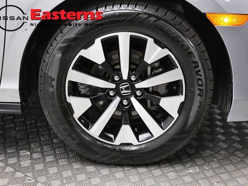 Used 2025 Honda Odyssey EX-L image 31