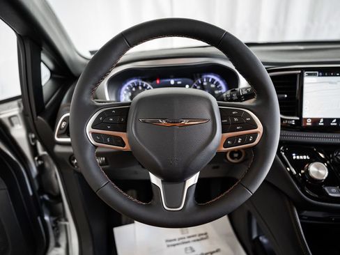 New 2026 Chrysler Pacifica Pinnacle image 26